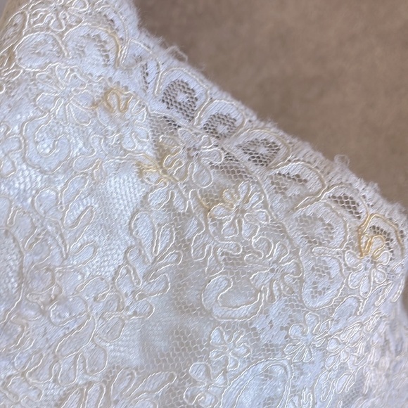 Justin Alexander #8730 Charmeuse Wedding Gown with Cap Sleeves - Picture 6 of 12